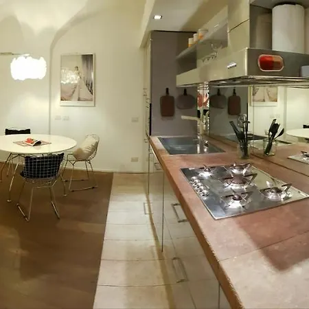 Giulia's Luxury Trevi Apartamento *