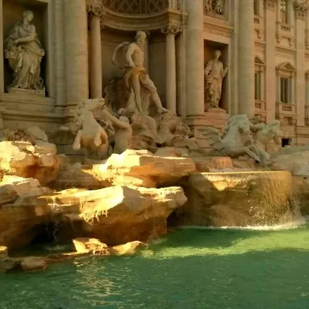 Apartment Giulia's Luxury Trevi